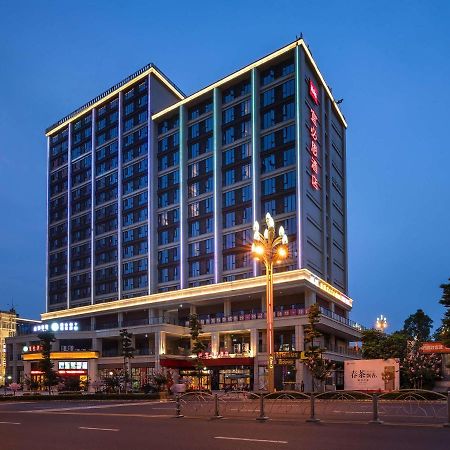 Ibis Hotel Emeishan Exterior photo